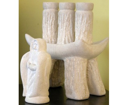 statuetta con portacandela tribale 